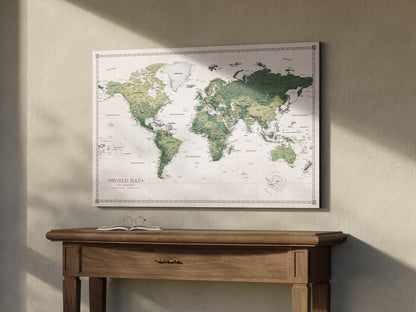 Carte du Monde Personnalisée sur Toile avec Épingles - Jardin vert